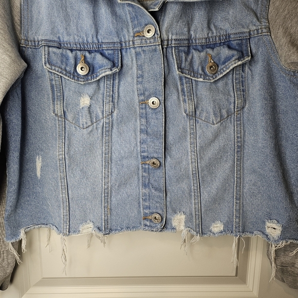 Womens Distressed Denim Jacket XL 90s Cropped Y2K Sweatshirt Sleeves Frayed Hem - Picture 6 of 9